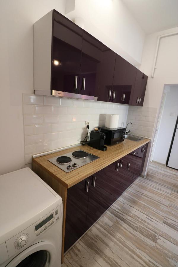 Charming Cozy Studio - Old Town - Free Minibar Leilighet Bucureşti Eksteriør bilde