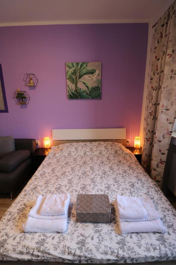 Charming Cozy Studio - Old Town - Free Minibar Leilighet Bucureşti Eksteriør bilde